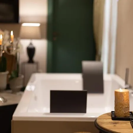 Relax Assoluto - Luxury Urban - By Corte Rossetti 住宿加早餐酒店 卡萨尔博迪诺
